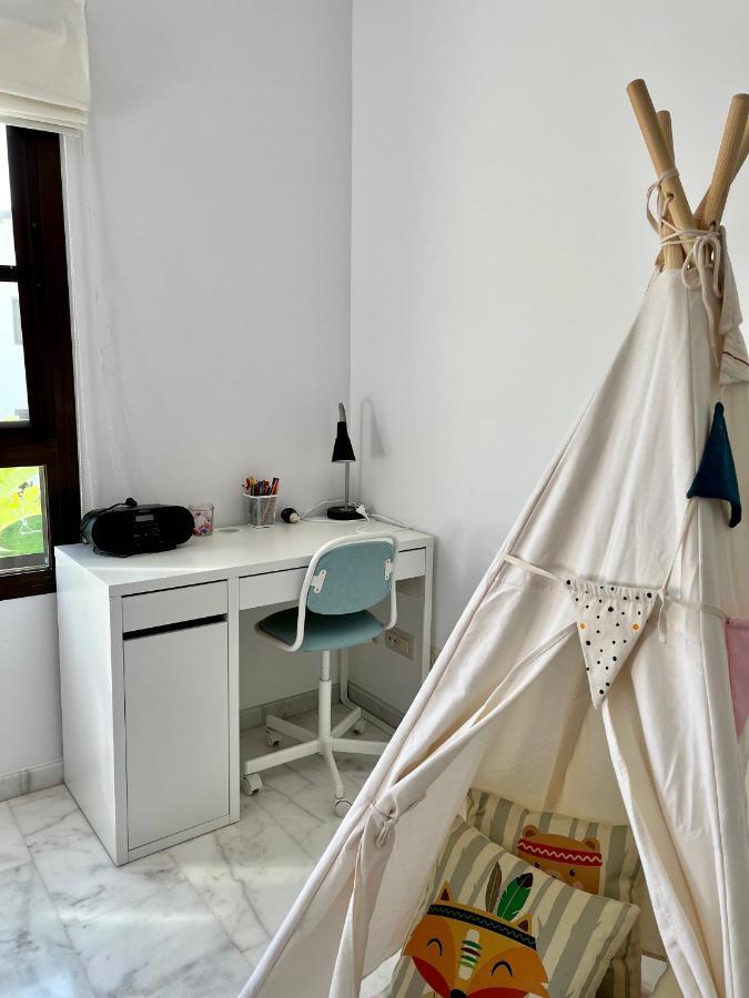 Quiet & Spacious Apt @ Golf Course W/ Roof Terrace San Roque  Exterior foto